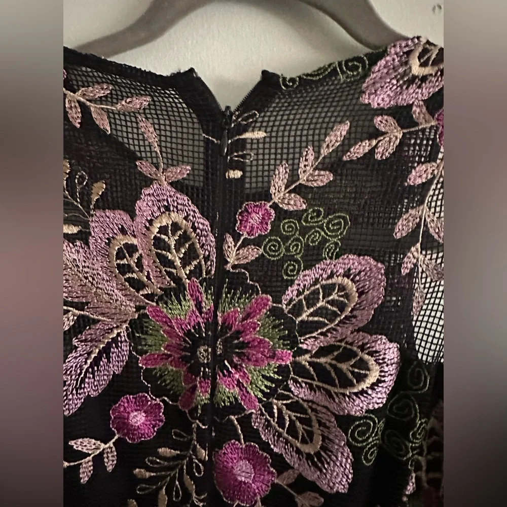 Tahari ARTHUR S.LEVINE boho Floral Embroidered Mesh Lace Tie Cocktail Dress SZ 2 - Picture 3 of 11